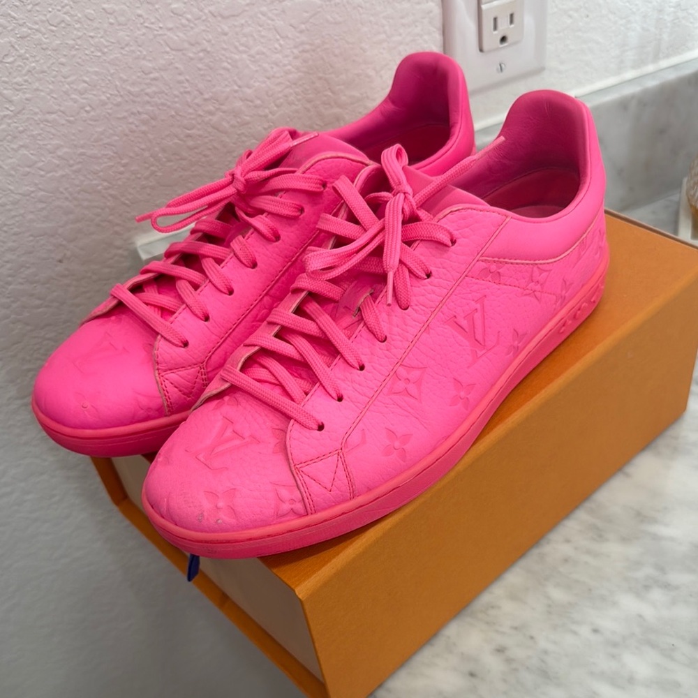 Louis Vuitton Men’s hot Pink Sneakers